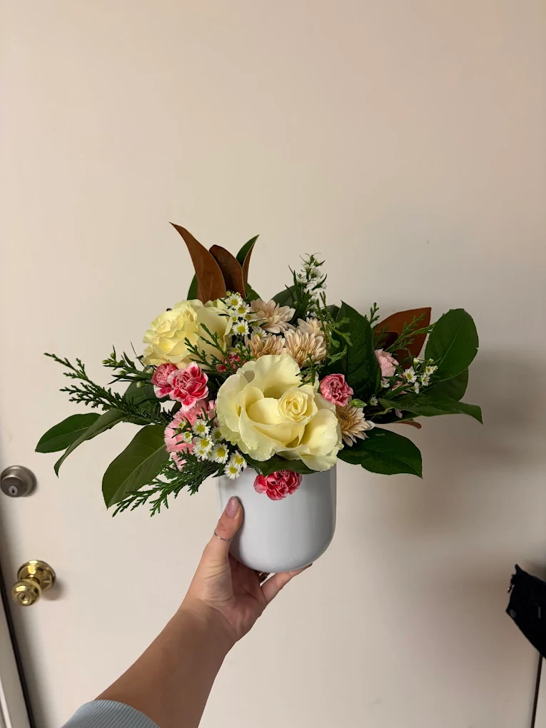 Daily flower arrangement